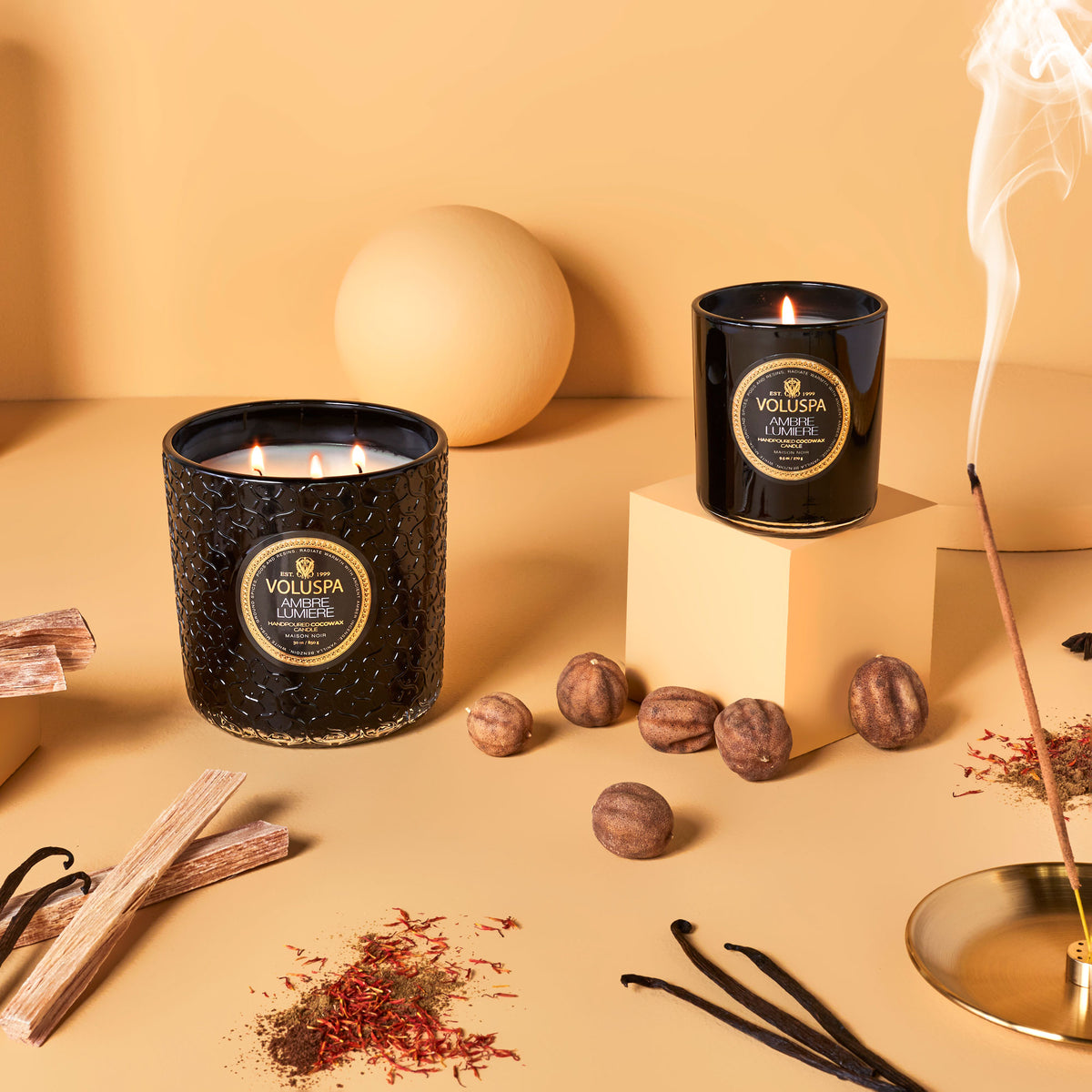 Ambre Lumiere - Luxe Candle - 2