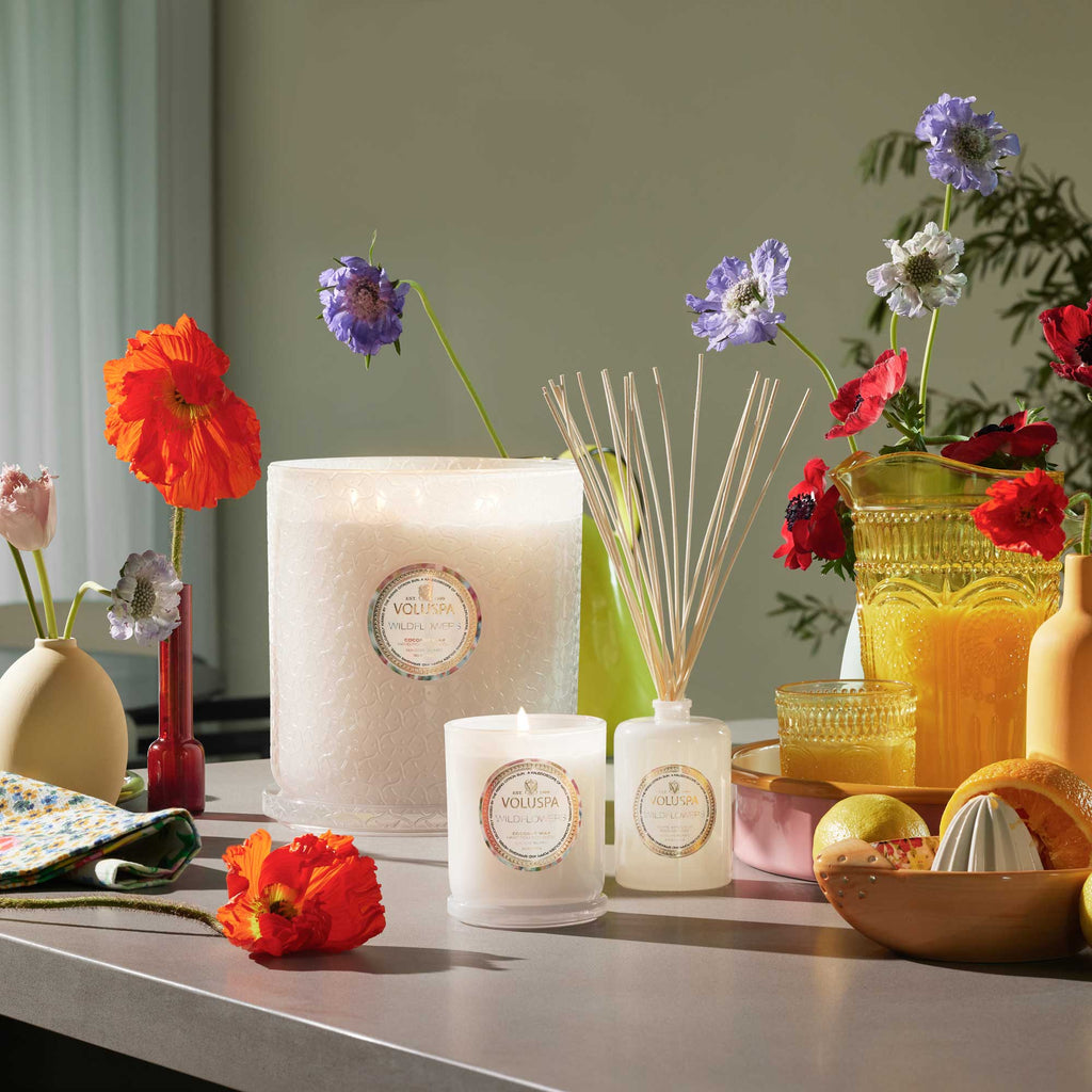 Wildflowers - 5 Wick Hearth Candle Zoom - 2