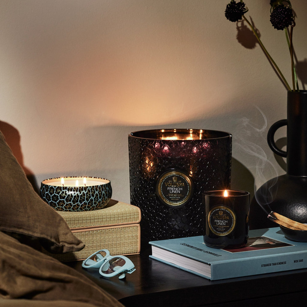 French Linen - 5 Wick Hearth Candle Zoom - 2