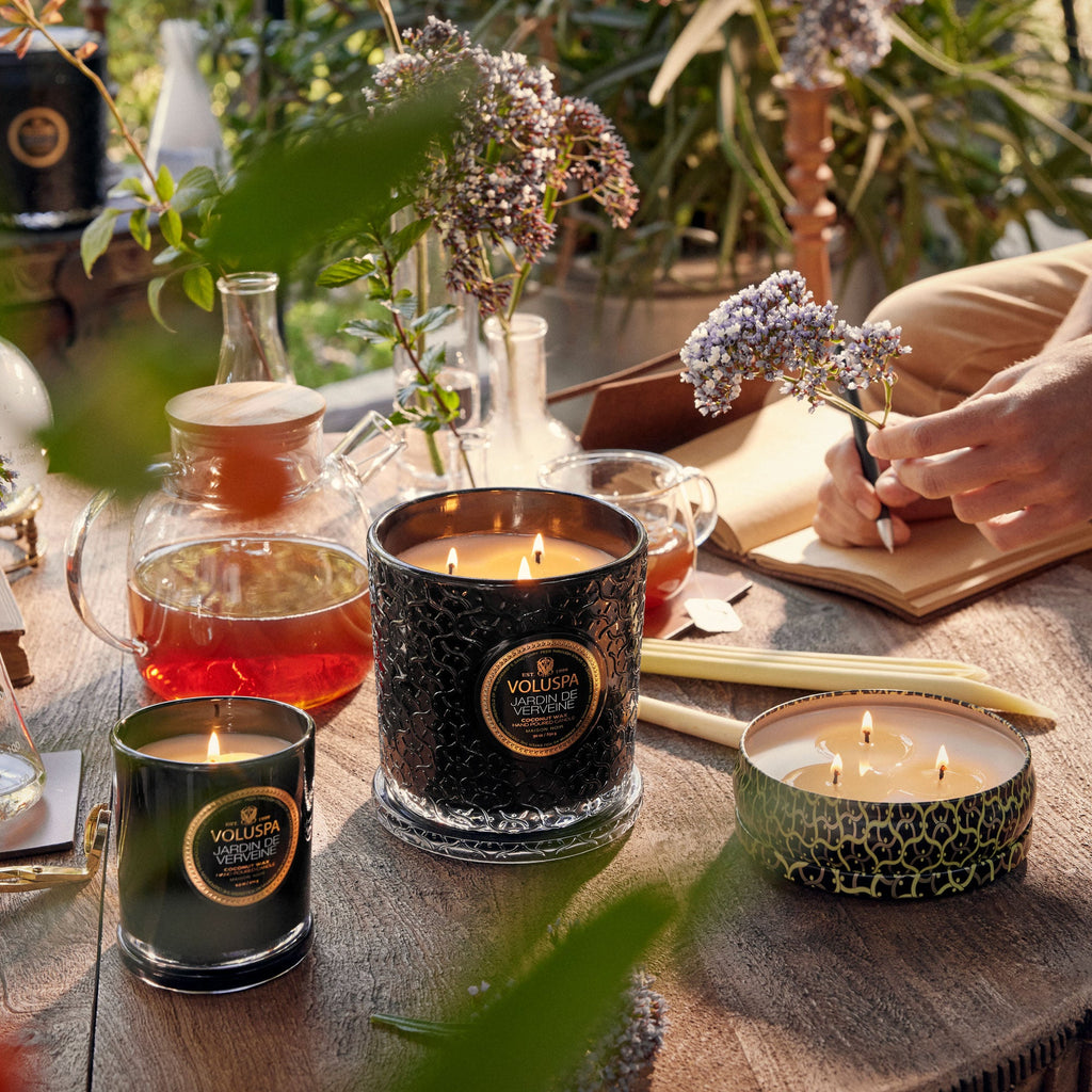 Jardin De Verveine - 3 Wick Tin Candle Zoom - 2
