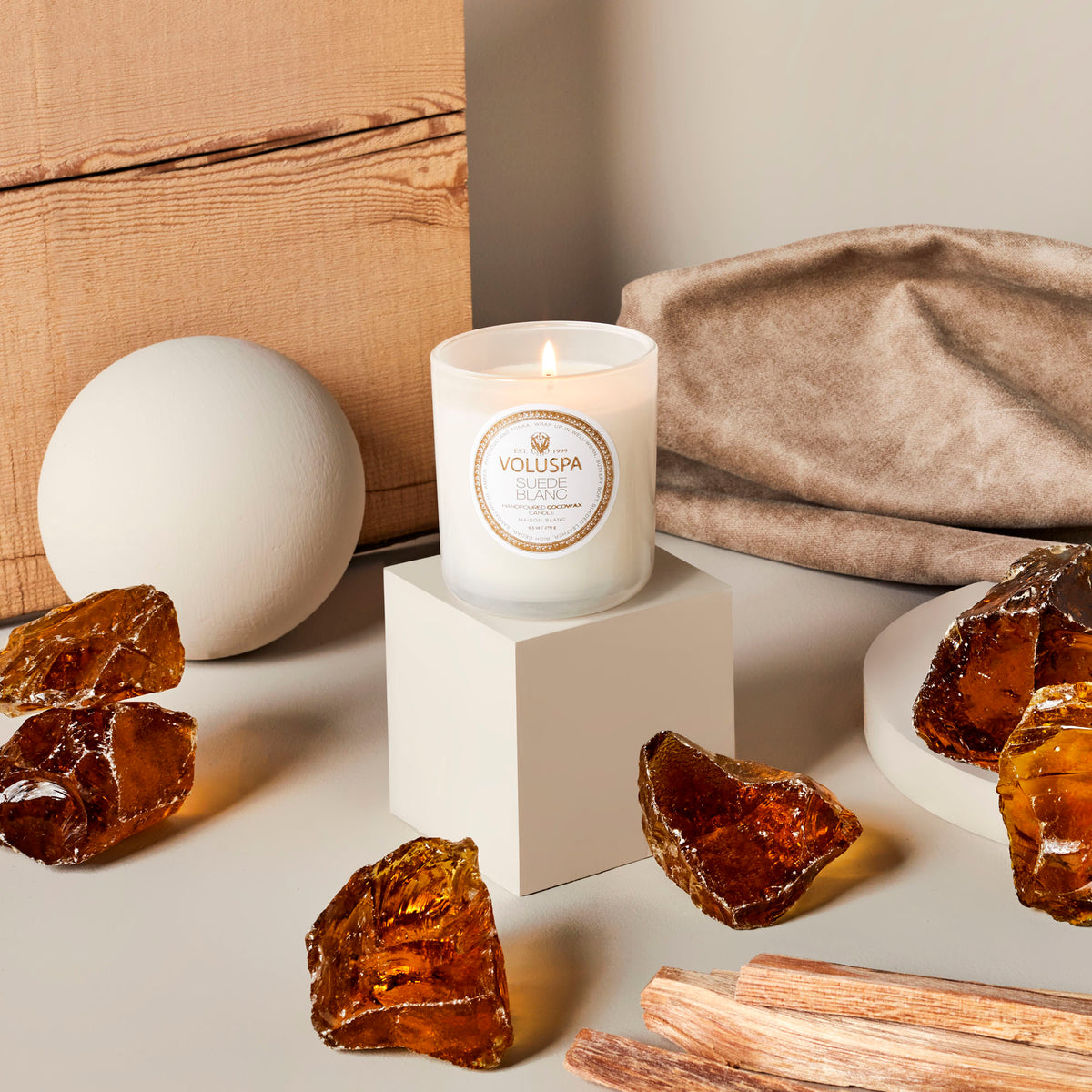 Suede Blanc - Classic Candle - 2