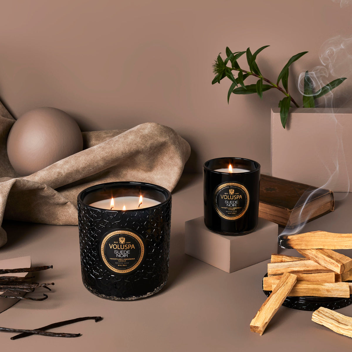 Suede Noir - Luxe Candle - 2